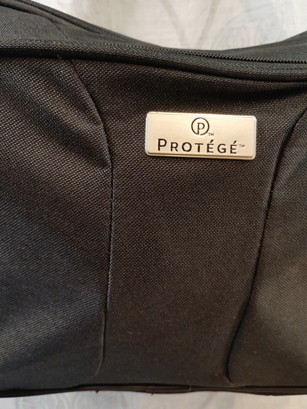 Protégé Black Travel Over Night/ Carry  On Bag With Strap